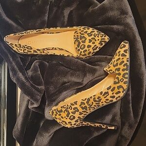 Brand New Never worn Lauren Conrad Pumps